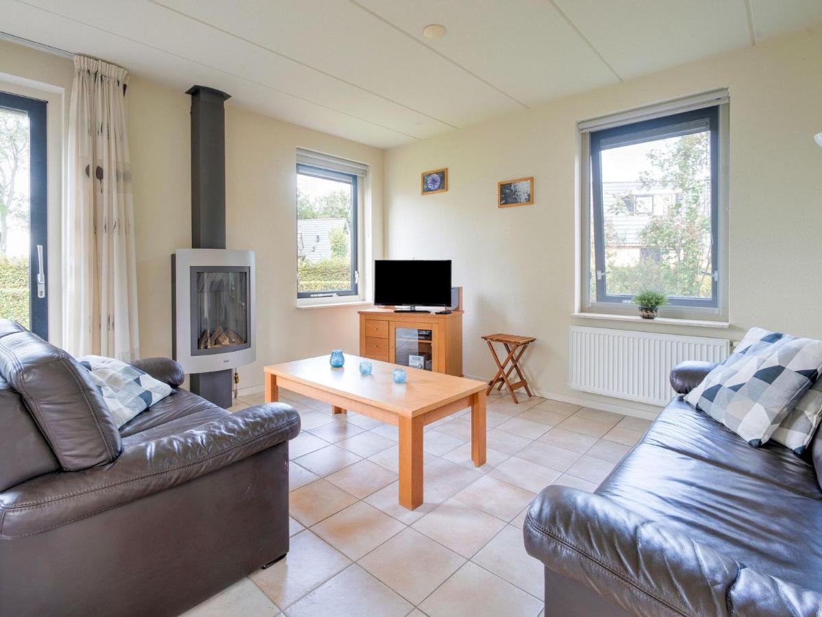 Serene Holiday Home In Gaasterl N Sleat Sondel Bagian luar foto