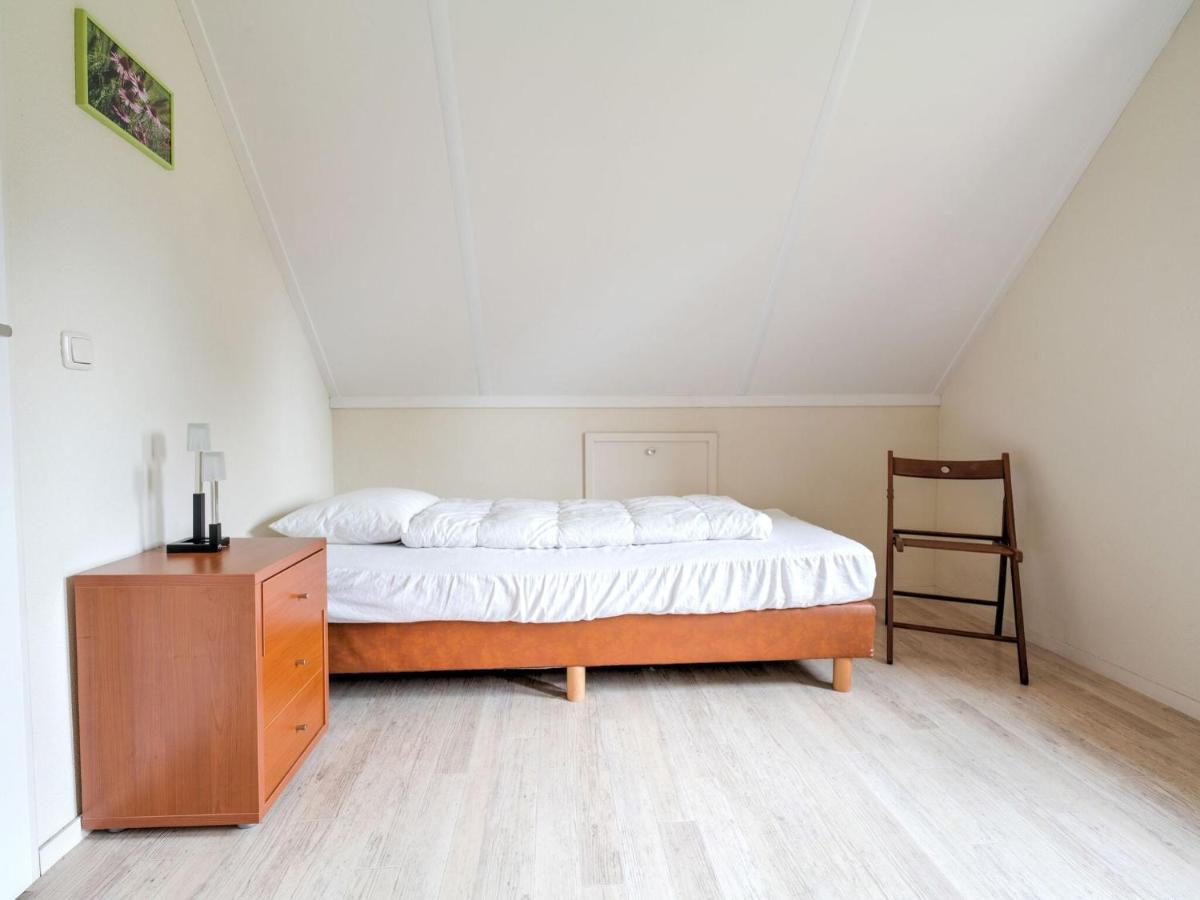 Serene Holiday Home In Gaasterl N Sleat Sondel Bagian luar foto