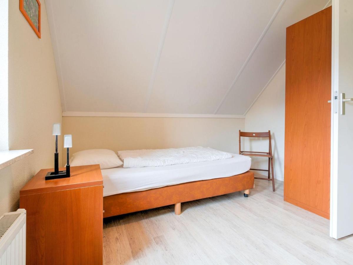 Serene Holiday Home In Gaasterl N Sleat Sondel Bagian luar foto