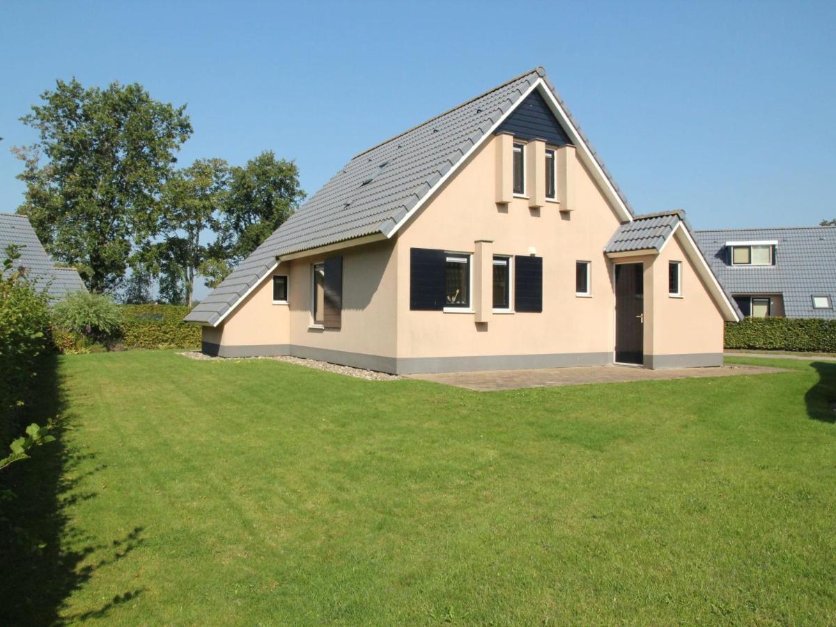Serene Holiday Home In Gaasterl N Sleat Sondel Bagian luar foto